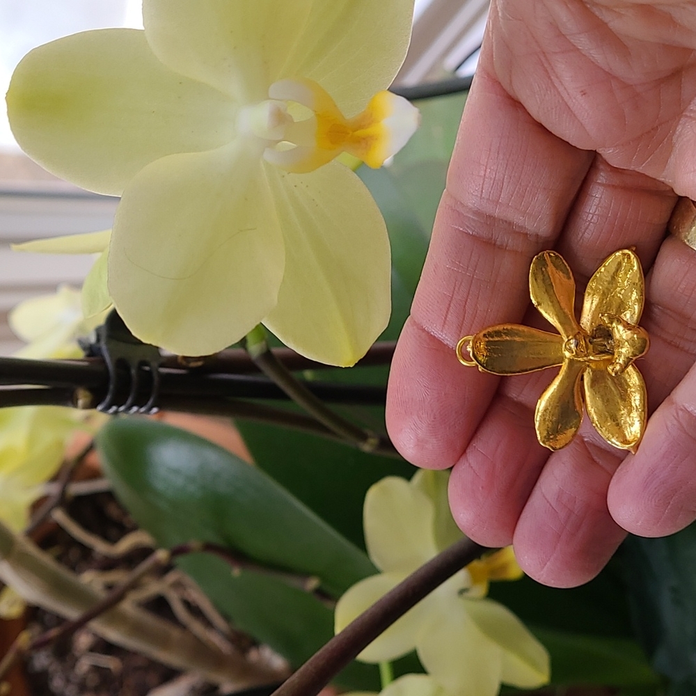 RISIS Larger 24k Gold Plated Orchid pendant